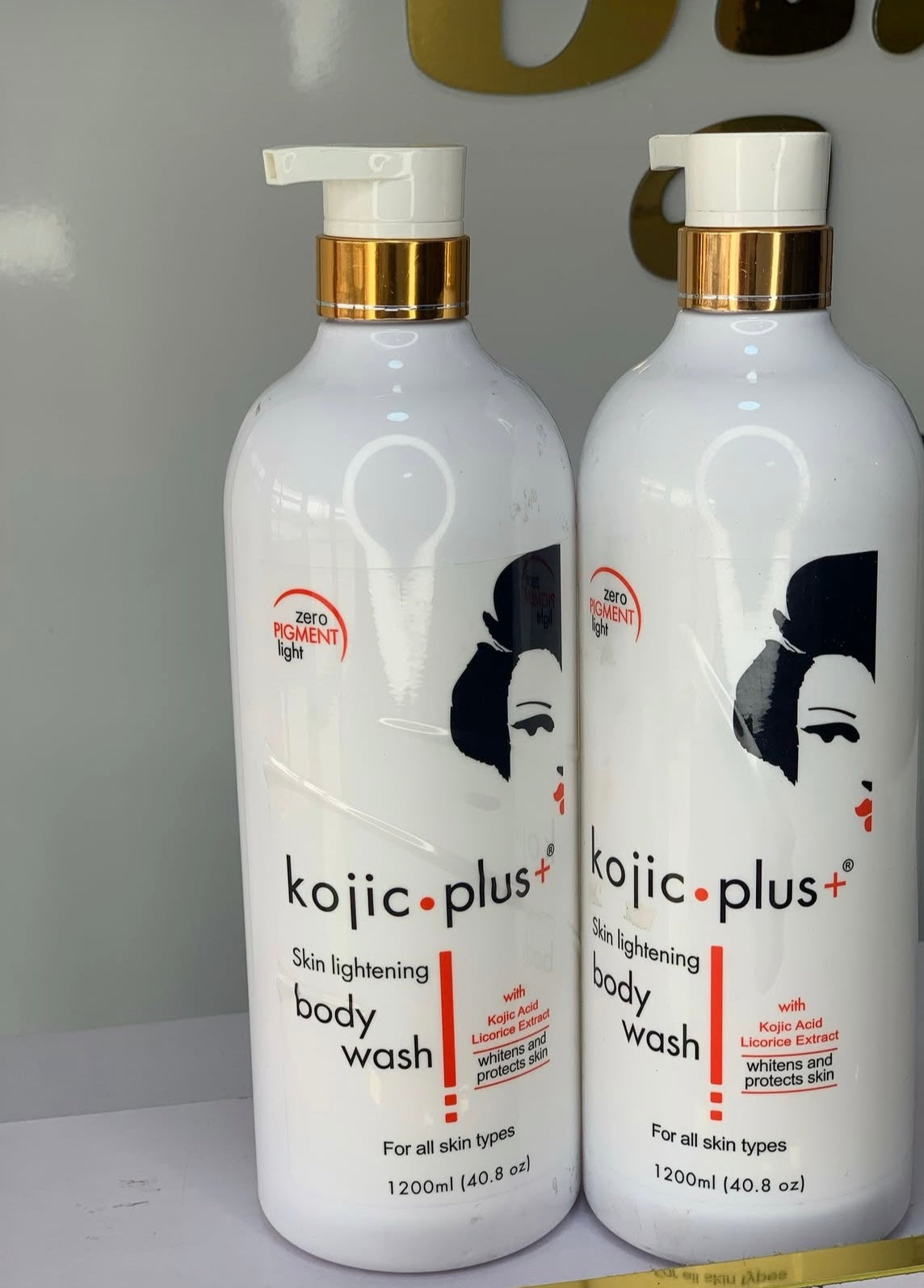 KOJIE SAN SKIN LIGHTENING BODY WASH (1200ML)