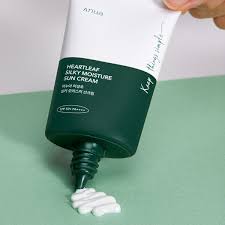 ANUA HEARTLEAF SILKY MOISTURE SUN CREAM